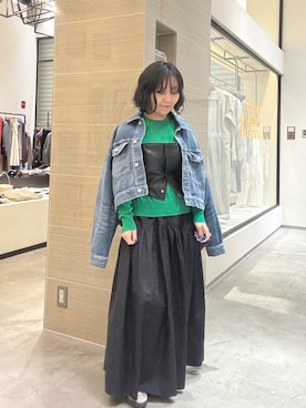 「Whim Gazette（ウィムガゼット）のワイドGジャン（デニムジャケット、ブルー系）」を使った、take3momさん（レディース・149cm）の冬コーディネート