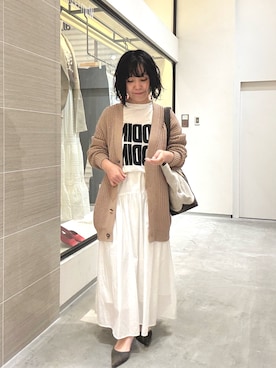 「Whim Gazette（ウィムガゼット）の【GEMINI】片畔カーディガン（カーディガン/ボレロ、イエロー系）」を使った、take3momさん（レディース・149cm）の春コーディネート