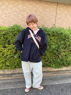 「アイテム（パーカー）」を使った、鈴石 風さん（レディース・156cm）の秋コーディネート