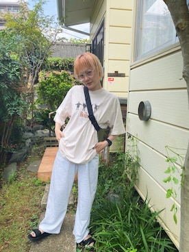 「アイテム（ボディバッグ/ウエストポーチ）」を使った、鈴石 風さん（レディース・156cm）の秋コーディネート