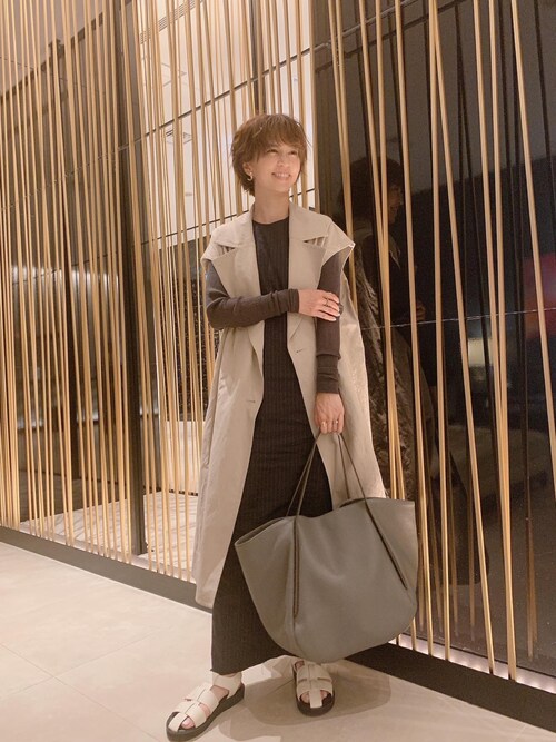 安田美沙子 Rootのトートバッグを使ったコーディネート Wear