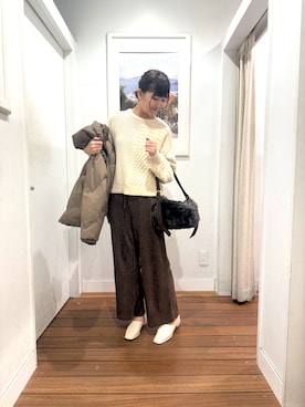 「アイテム（スリッポン）」を使った、yuriさん（レディース・166cm）の冬コーディネート