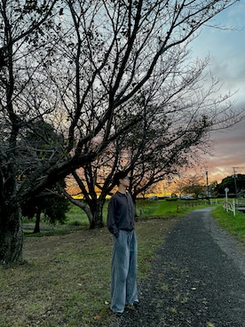 「アイテム（カーディガン/ボレロ）」を使った、だいこんのあしさん（メンズ・183cm）の秋コーディネート