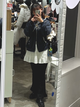 「アイテム（パーカー）」を使った、takanaさん（レディース・158cm）の秋コーディネート