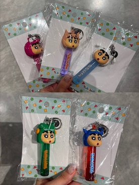 「LOWRYS FARM（ローリーズファーム）の【クレヨンしんちゃん】リップキーチャーム 876984/GOODS（キーホルダー、その他）」を使った、kahooo59さん（レディース・158cm）の夏コーディネート