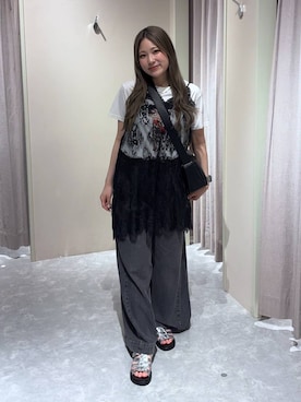 「LOWRYS FARM（ローリーズファーム）のイージーバギーデニム　601067（デニムパンツ、ブラック系）」を使った、kahooo59さん（レディース・158cm）の春コーディネート