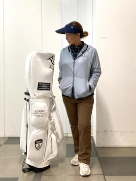 「アイテム（サンバイザー）」を使った、村田　恵さん（レディース・160cm）の秋コーディネート