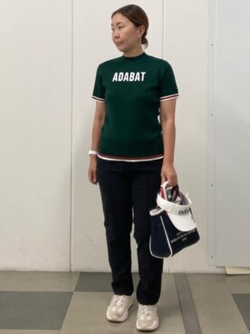 「adabat（アダバット）の【ADABAT NAVY】フロントロゴワイドリブモックニット（ニット/セーター、グリーン系）」を使った、村田　恵さん（レディース・160cm）の夏コーディネート