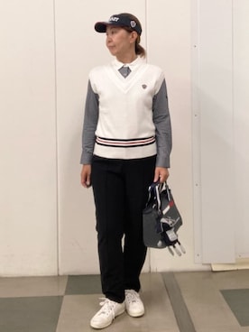 「adabat（アダバット）の【ADABAT NAVY】オフショルダーチルデンベスト（ベスト、ホワイト系）」を使った、村田　恵さん（レディース・160cm）の秋コーディネート