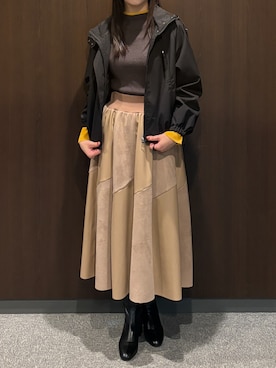「WALDO（ウォルド）のウエストリブ異素材ミックスパネルスカート（裙子、ベージュ系）」を使った、WALDOさん（レディース・172cm）の秋コーディネート
