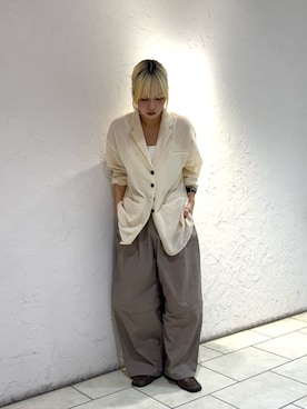 「KBF（ケイビーエフ）のアイテム（パンツ）」を使った、唯さん（レディース・161cm）の夏コーディネート