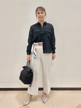 「UNTITLED（アンタイトル）の【古畑星夏さん着用/接触冷感】ドライタッチシャツ（シャツ/ブラウス、ブラック系）」を使った、rioさん（レディース）の夏コーディネート