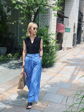 「Acne Studios（アクネストゥディオズ）のアイテム（ハンドバッグ）」を使った、izuminさん（レディース・162cm）の春コーディネート