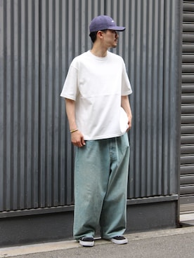 「WISM（ウィズム）のアイテム」を使った、OKAKUさん（メンズ・177cm）の春コーディネート