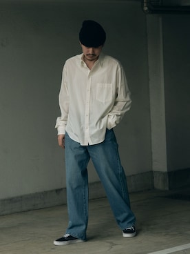 「WISM（ウィズム）のNAMELESSNESS / ネームレスネス DENIM PANT（その他パンツ、ブルー系）」を使った、OKAKUさん（メンズ・177cm）の冬コーディネート