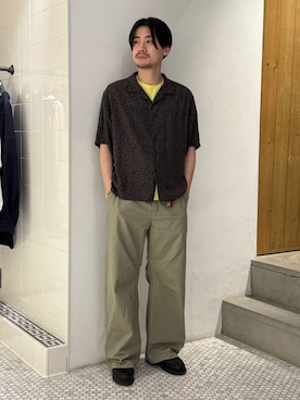 「WISM（ウィズム）のアイテム」を使った、OKAKUさん（メンズ・177cm）の春コーディネート