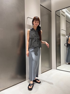 「CODE A（コードエー）のsatin cami dress（ワンピース、グレー系）」を使った、kanami927さん（レディース・161cm）の春コーディネート