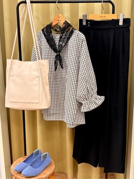 「SHOO・LA・RUE（シューラルー）の【セットアップ可/S-LL/洗濯機可】二の腕もカバーしてくれる　さらっとした着心地の6分袖サッカーブラウス（シャツ/ブラウス、ホワイト系）」を使った、くりまろんさん（レディース・165cm）の春コーディネート