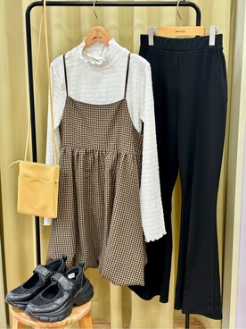 「SHOO・LA・RUE（シューラルー）の【洗濯機可/体型カバー/S-LL】後ろ姿も抜かりない ギンガムチェック柄バルーンキャミチュニック（チュニック、ブラウン系）」を使った、くりまろんさん（レディース・165cm）の春コーディネート
