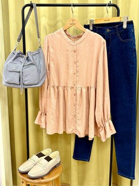 「DRESKIP（ドレスキップ）の【S-LL】大人フェミニン ペプラム風フリルブラウス（シャツ/ブラウス、オレンジ系）」を使った、くりまろんさん（レディース・165cm）の秋コーディネート