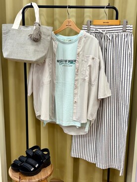 「SHOO・LA・RUE（シューラルー）の【洗濯機可/S-LL】大人の抜け感 ゆるっと5分袖シャツ（シャツ/ブラウス、ベージュ系）」を使った、くりまろんさん（レディース・165cm）の春コーディネート