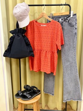 「Cutie Blonde（キューティーブロンド）の【S-LL】インせず決まる レースペプラムトップス（Tシャツ/カットソー、オレンジ系）」を使った、くりまろんさん（レディース・165cm）の夏コーディネート