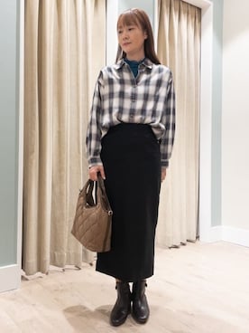 「grove（グローブ）の今の季節にちょうどいい　オンブレーチェックシャツ（シャツ/ブラウス、ホワイト系）」を使った、おみつさん（レディース・160cm）の秋コーディネート
