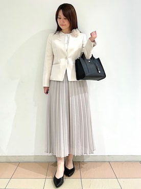 「アイテム（ブローチ/コサージュ、ベージュ系）」を使った、かなさん（レディース・159cm）の春コーディネート
