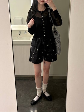 「LOWRYS FARM（ローリーズファーム）のシシュウショートパンツ　778712（その他パンツ、ブラック系）」を使った、ゆーかっちさん（レディース・172cm）の夏コーディネート