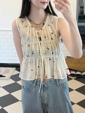 「LOWRYS FARM（ローリーズファーム）の【LFM(U)】DENIMバギーパンツ　606910（デニムパンツ、ブルー系）」を使った、ゆーかっちさん（レディース・172cm）の春コーディネート