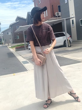 「CONVERSE（コンバース）の【ＣＯＮＶＥＲＳＥ】　ドロップＴ（Tシャツ/カットソー、グレー系）」を使った、𝕪𝕦𝕟𝕒さん（レディース）の夏コーディネート