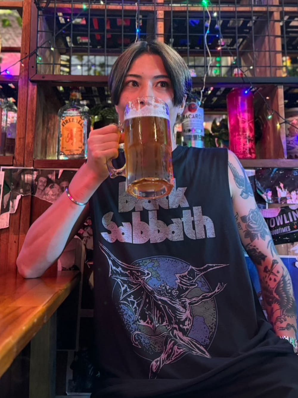 「今日のコーデ、メンズファッション、ロック、ロックT、バンドT、カットオフ、タンクトップ、タトゥー、ウォッシャブル、パンク、AcneStudios、激安コーデ」｜「Targetのアイテム（タンクトップ、ブラック系）」を使った、kosukemkmtさん（メンズ・182cm）の冬コーディネートの1枚目の写真