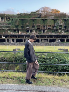 「shiki tokyo（シキトウキョウ）のアイテム（パンツ）」を使った、風太郎さん（メンズ・171cm）の秋コーディネート