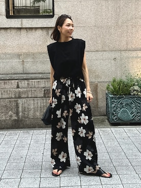 「ulu（ウル）のアイテム（その他パンツ、ブラック系）」を使った、maiさん（レディース・165cm）の春コーディネート