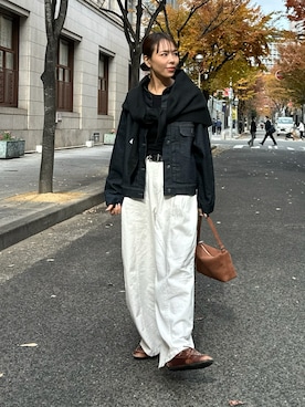 「ホワイトパンツ」｜「アイテム（ジャケット/アウター）」を使った、maiさん（レディース・165cm）の冬コーディネート