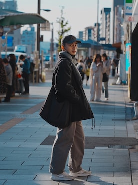 「BEAMS（ビームス）のアイテム（マフラー）」を使った、Hengさん（メンズ・171cm）の冬コーディネート