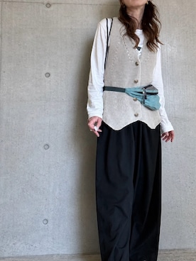 「for/c（フォーシー）の[低身長/高身長向けサイズ有]撥水4本タックカーブパンツ【サスティナブル】（スラックス、ブラック系）」を使った、kaoさん（レディース・160cm）の春コーディネート