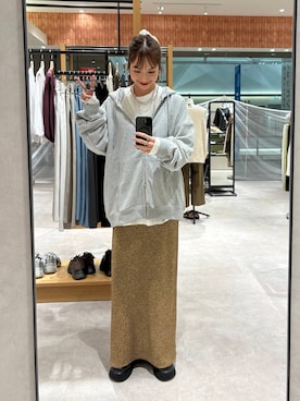 「アイテム（サンダル）」を使った、ゆっぽんさん（レディース・172cm・30代）の秋コーディネート