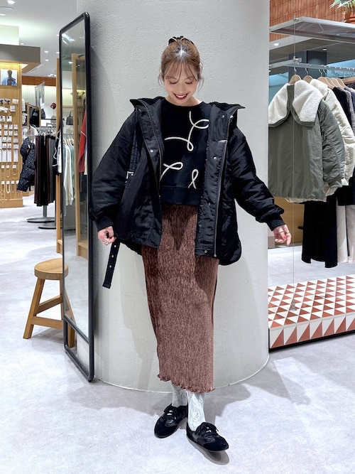 LOWRYS FARM 阪急西宮ガーデンズゆっぽんさんのブルゾンを使った
