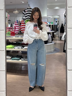 「LOWRYS FARM（ローリーズファーム）のワイドストレートデニムパンツ　607883（デニムパンツ、ブルー系）」を使った、ゆっぽんさん（レディース・172cm）の春コーディネート
