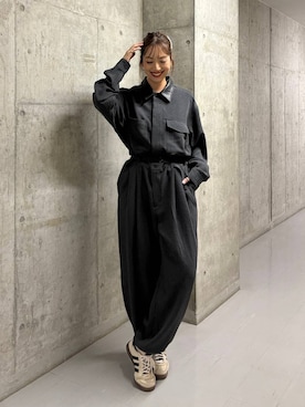 「アイテム（オールインワン・サロペット、グレー系）」を使った、ゆっぽんさん（レディース・172cm）の秋コーディネート