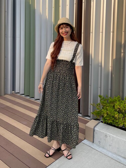 LOWRYS FARM 阪急西宮ガーデンズゆっぽんさんのワンピースを使った