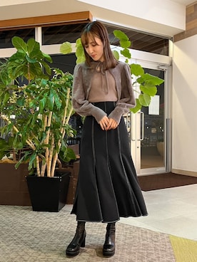 「NOMAE」｜「アイテム（スカート）」を使った、onewayさん（レディース・168cm）の秋コーディネート
