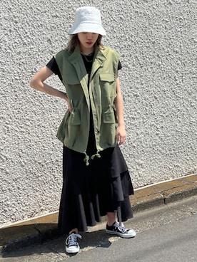 「スカートコーデ」｜「アイテム（ベスト）」を使った、onewayさん（レディース・160cm）の春コーディネート