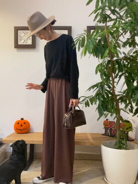 「CONVERSE（コンバース）のconverse コンバース ALL STAR 100 COLORS OX オールスター 100 カラーズ オックス 32861791 BLACK（スニーカー）」を使った、mikiさん（レディース・174cm）の秋コーディネート