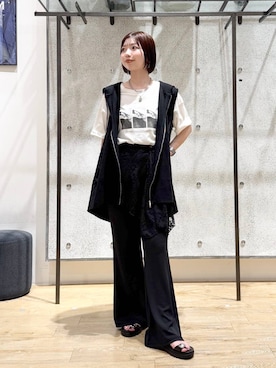 「LEPSIM（レプシィム）のフーディドッキングベスト　1051823（その他トップス、ブラック系）」を使った、kotomiさん（レディース・157cm）の夏コーディネート