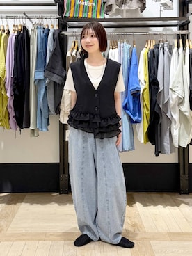 「LEPSIM（レプシィム）のスムースベーシックT2　639421（Tシャツ/カットソー、ホワイト系）」を使った、kotomiさん（レディース・157cm）の春コーディネート