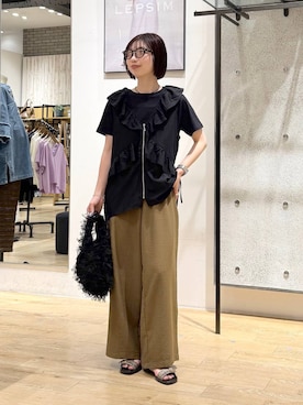 「LEPSIM（レプシィム）のフリルZIPベストチュニック　1023340（ベスト、ブラック系）」を使った、kotomiさん（レディース・157cm）の夏コーディネート