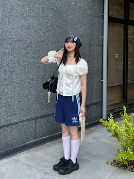 「アイテム（ヘアアクセサリー）」を使った、ミカさん（レディース・157cm）の夏コーディネート
