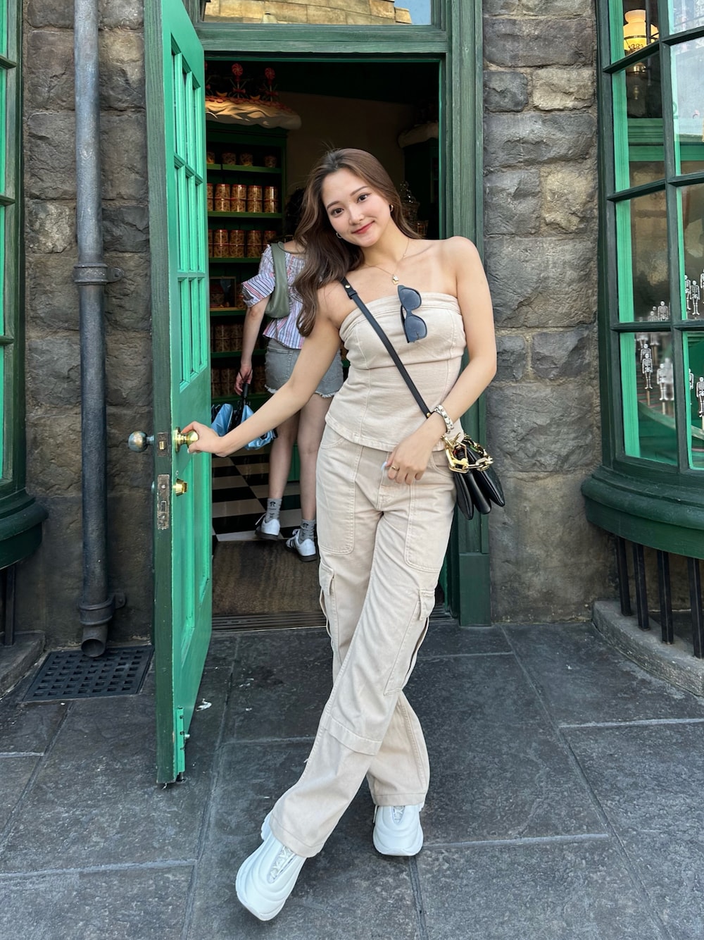 大人気！カジュアルコーデに【CHANEL】ユニセックス スニーカー シャネル好きなら揃えたい】CHANEL☆スニーカー☆新デザイン